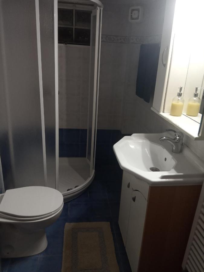 Isavrou Apartment Komotiní Kültér fotó