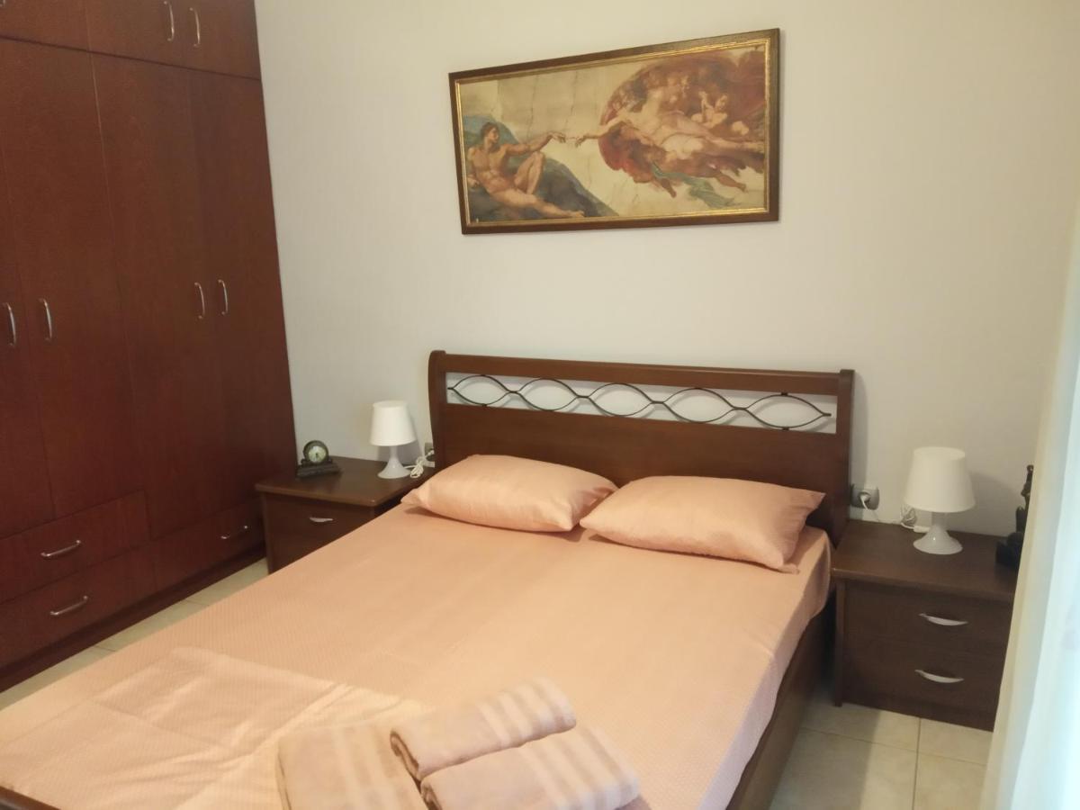 Isavrou Apartment Komotiní Kültér fotó